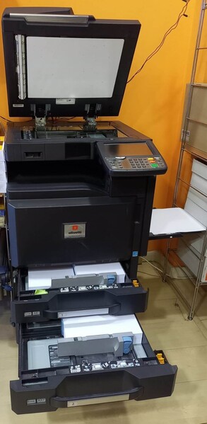 16#7334 Copiatori bianco e nero Olivetti in vendita - foto 6