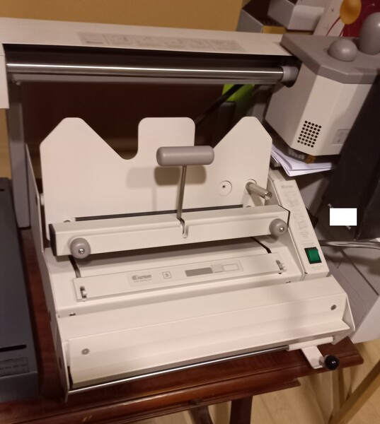 4#7334 Brossuratrice FastBind in vendita - foto 1