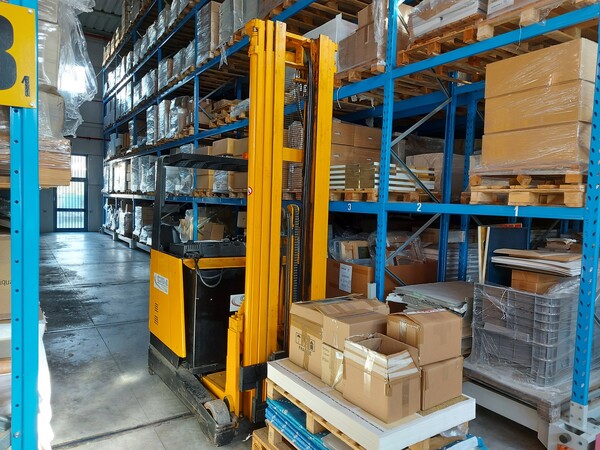 Carrelli elevatori in vendita