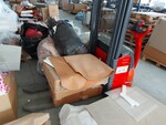 Image 3 - Linde L10 electric pallet truck - Lot 38 (Auction 7341)