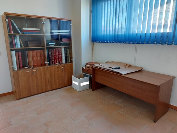 47#7341 Arredi ed attrezzatura ufficio in vendita - foto 9