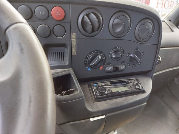 27#7342 Autocarro Iveco Daily 35C15A in vendita - foto 9
