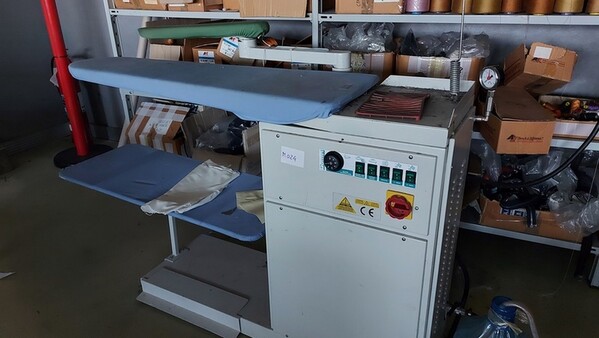 11#7345 Macchine per cucire e tavoli da stiro in vendita - foto 17
