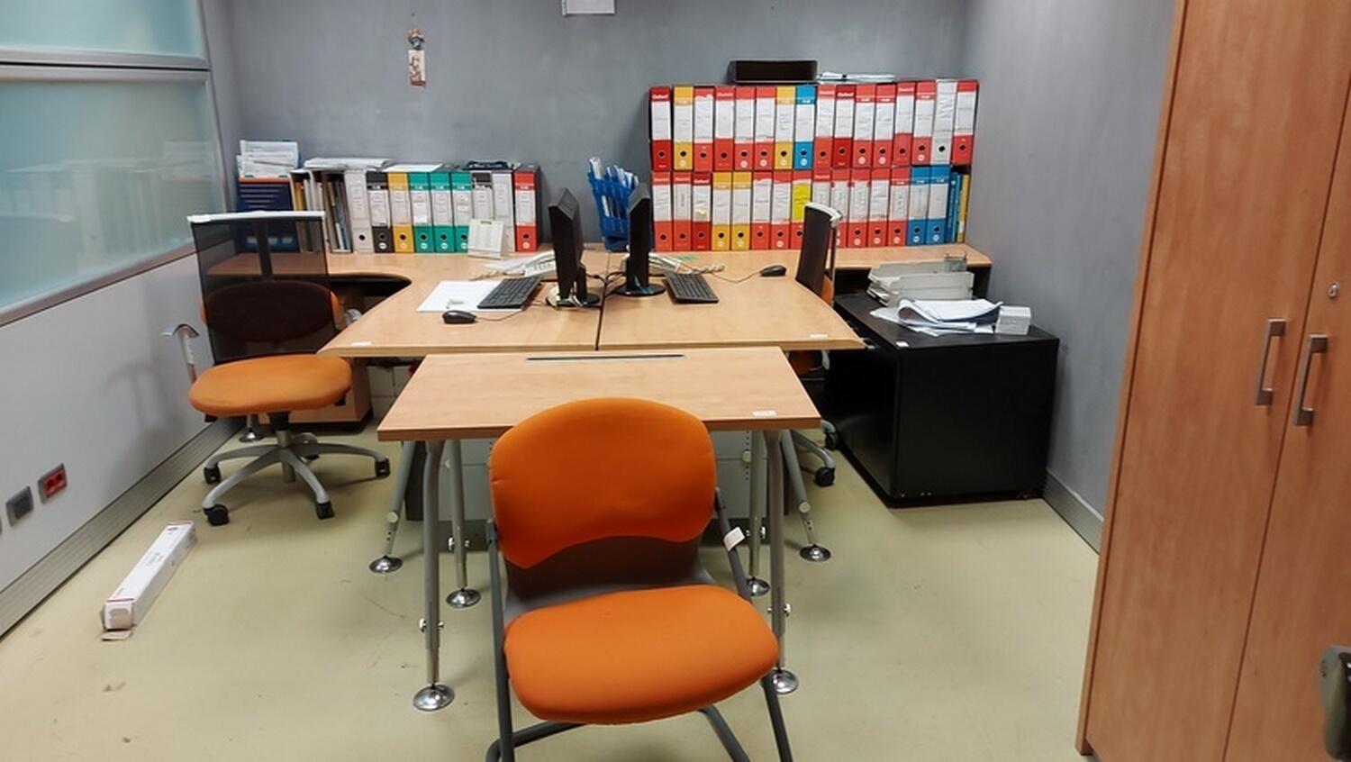 Lot Office furniture and equipment