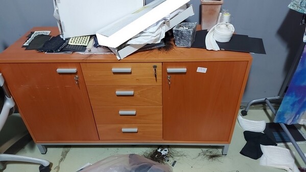 4#7345 Arredi ed attezzatura da ufficio in vendita - foto 2