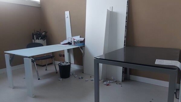 6#7345 Arredi ed attezzatura da ufficio in vendita - foto 11