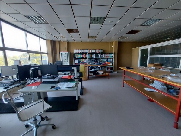 6#7345 Arredi ed attezzatura da ufficio in vendita - foto 23