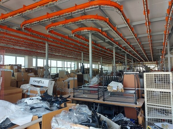 80#7345 Impianto meccanizzato per abbigliamento in vendita - foto 3