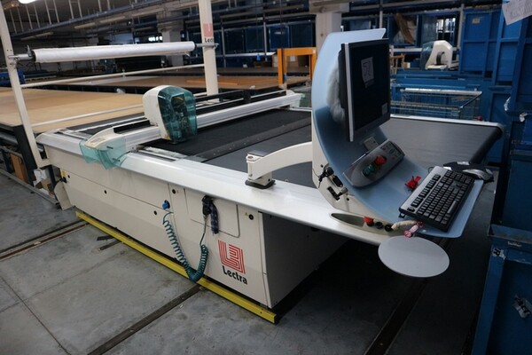 52#73451 Macchina da taglio automatica Lectra in vendita - foto 1