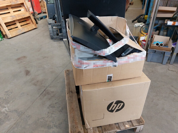 1#7347 Apparecchiature informatiche e telefoniche in vendita - foto 5