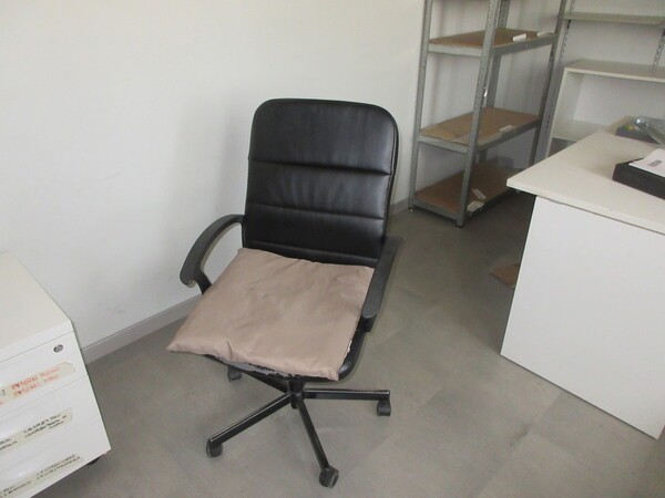 1#7349 Arredamento da ufficio in vendita - foto 3
