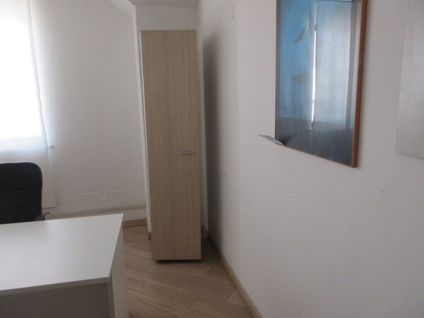 1#7349 Arredamento da ufficio in vendita - foto 10