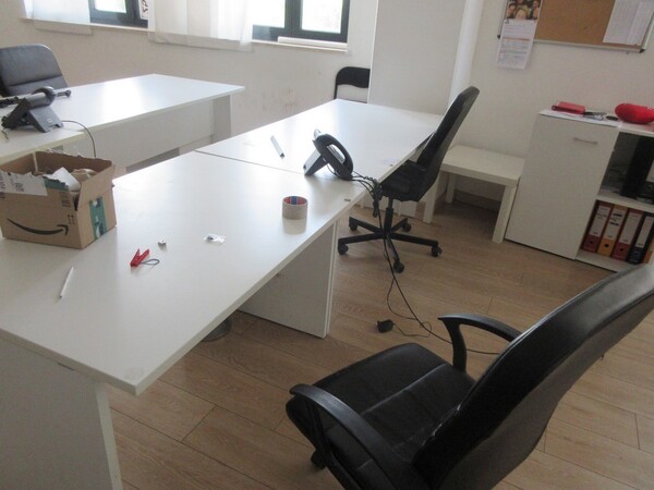 1#7349 Arredamento da ufficio in vendita - foto 26