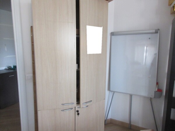 1#7349 Arredamento da ufficio in vendita - foto 31