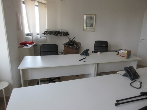 1#7349 Arredamento da ufficio in vendita - foto 33