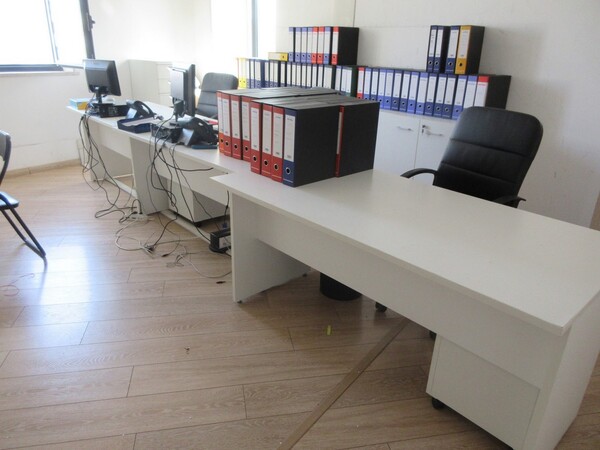 1#7349 Arredamento da ufficio in vendita - foto 53