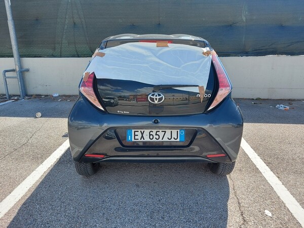 1#7350 Autovettura Toyota Aygo in vendita - foto 3