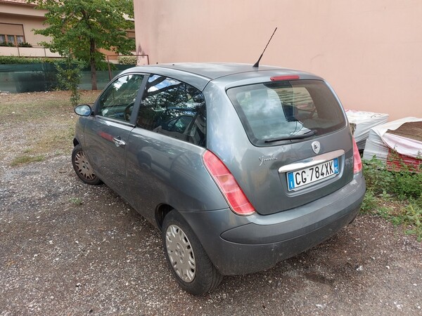 2#7350 Autovettura Lancia Ypsilon in vendita - foto 2