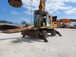 Image 4 - Liebherr wheel loader - Lot 1 (Auction 7370)