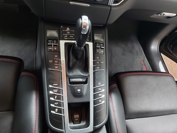 1#7377 Autovettura Porsche Macan GTS in vendita - foto 13