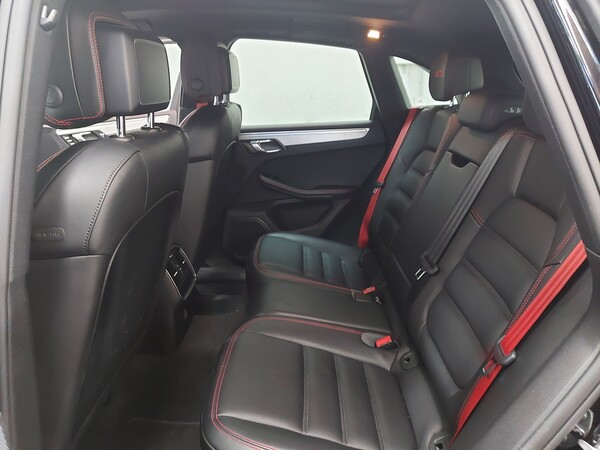 1#7377 Autovettura Porsche Macan GTS in vendita - foto 19