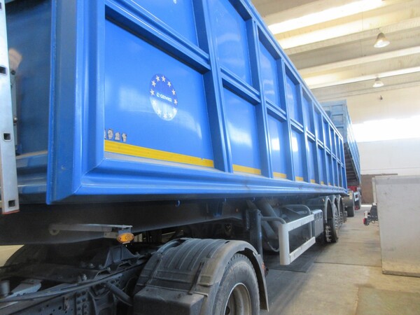 1#7379 Autocarro Iveco Stralis e semirimorchio Gervasi in vendita - foto 73