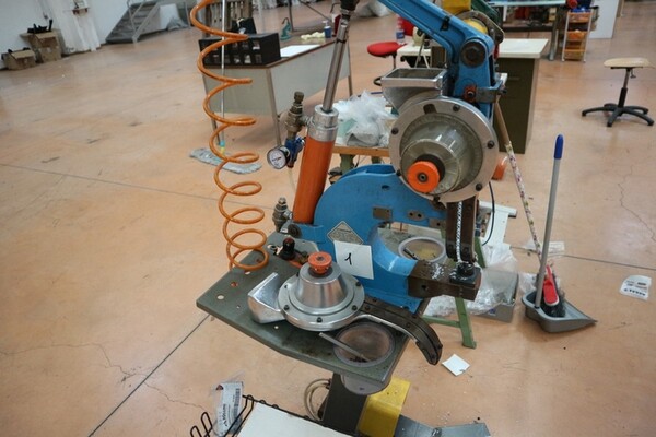 1#7389 Attrezzatura ed accessori per calzaturificio in vendita - foto 6