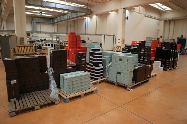 1#7389 Attrezzatura ed accessori per calzaturificio in vendita - foto 44