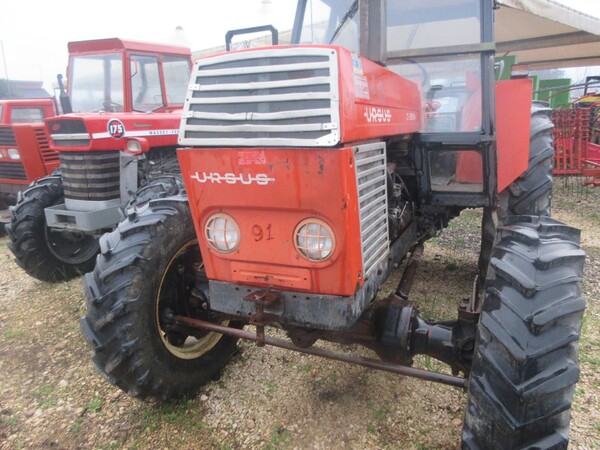 96#7395 Trattore agricolo Con cabina Ursus in vendita - foto 3