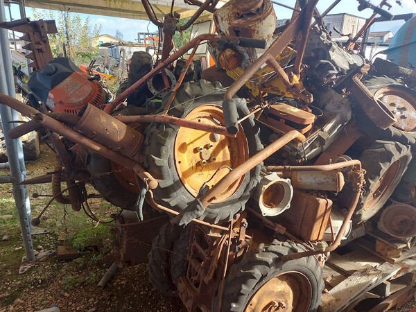 579#73951 Trattori agricoli e macchine dismessi in vendita - foto 1