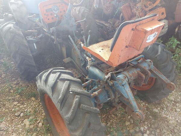 579#73951 Trattori agricoli e macchine dismessi in vendita - foto 104