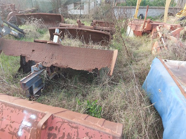 579#73951 Trattori agricoli e macchine dismessi in vendita - foto 150