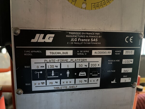 17#7401 Piattaforma verticale JLG in vendita - foto 3