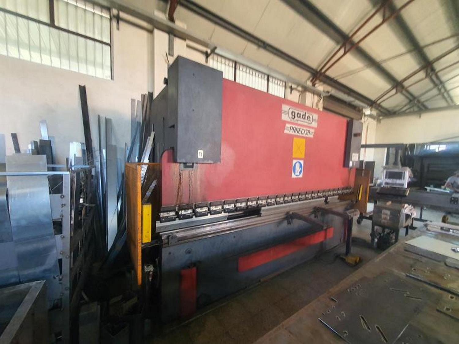 Lot Press brake