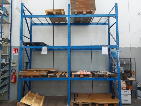 11#7405 Attrezzatura da officina e arredi ufficio in vendita - foto 8