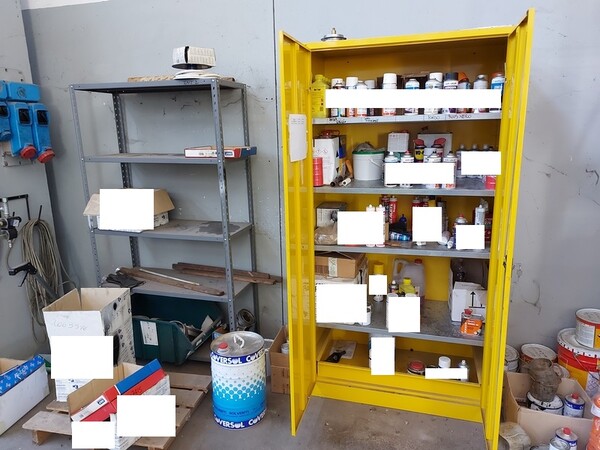 11#7405 Attrezzatura da officina e arredi ufficio in vendita - foto 22
