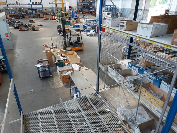 18#7405 Magazzino soppalcato in vendita - foto 9