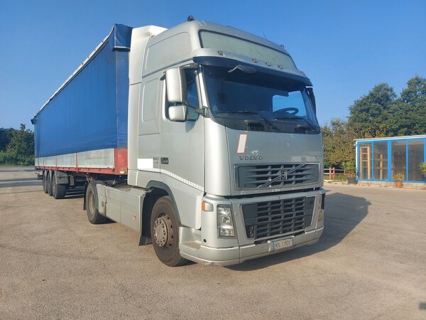 Autocarri in vendita