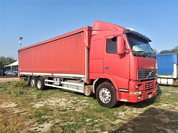 Autocarri in vendita