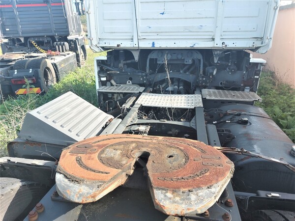 17#7408 Trattore stradale Renault in vendita - foto 6