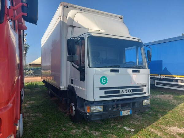 Autocarri in vendita