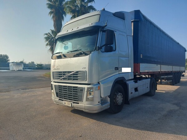1#74080 Trattore stradale Volvo in vendita - foto 3