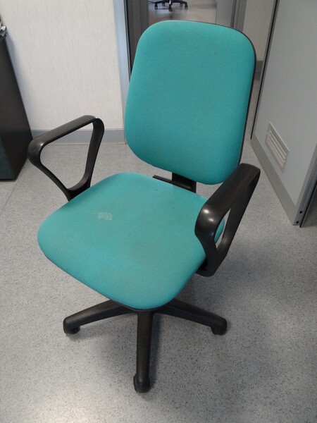 2#7411 Arredi per ufficio in vendita - foto 2
