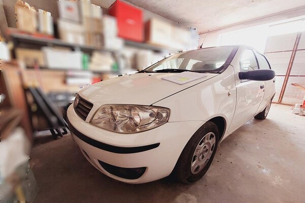12#7415 Autovettura Fiat Punto in vendita - foto 1