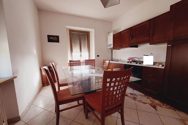 13#7415 Arredi e attrezzature per uffici e arredi casa in vendita - foto 43