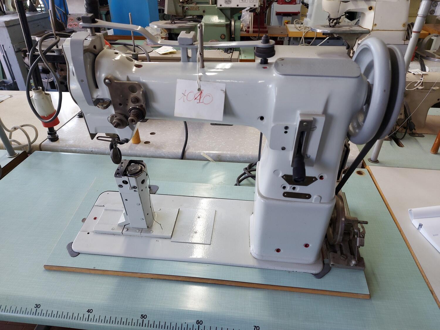Lot Sewing machines