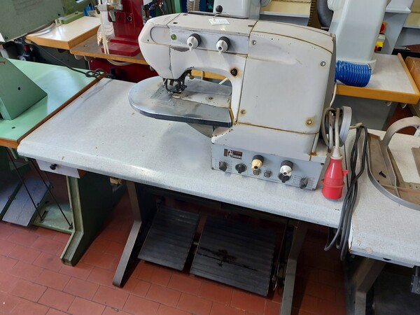 1#7419 Macchine per cucire in vendita - foto 18