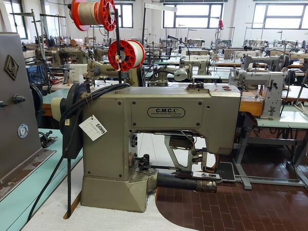 16#7419 Macchine per cucire e per calzatura in vendita - foto 16