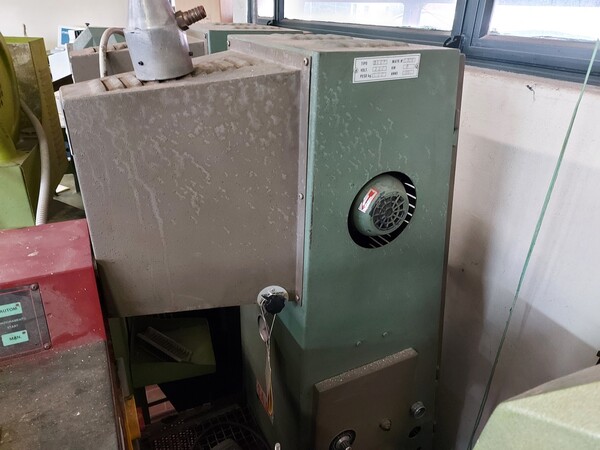 25#7419 Macchine per cucire in vendita - foto 12