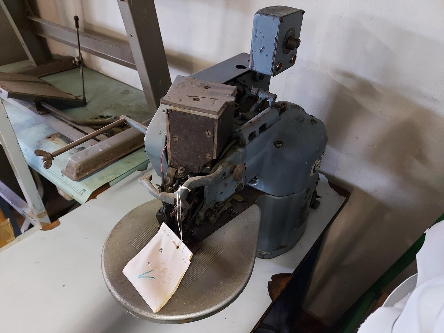 Lot Sewing Machines